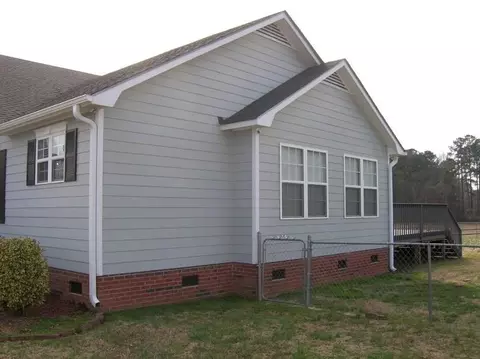 50 S Thomas Ct, Erwin, NC 28339 photo 2