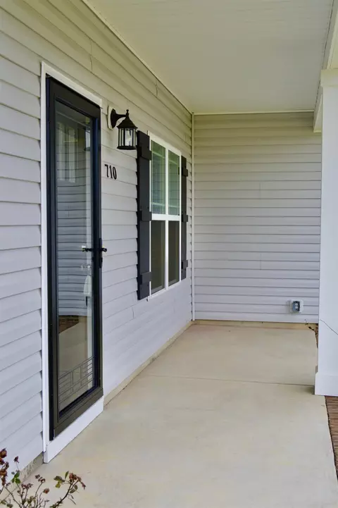 710 Maple Ave, Dunn, NC 28334 photo 4