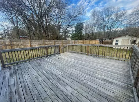 1240 Pointer St, Roxboro, NC 27573 photo 18