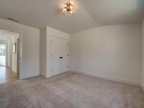 5 Medearis Ct, Durham, NC 27707 photo 40