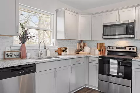 1101 Springdale Dr, Durham, NC 27707 photo 9