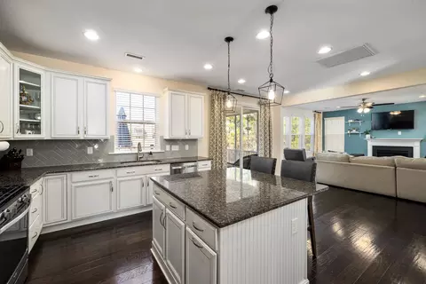 218 Morningside Dr, Durham, NC 27713 photo 8
