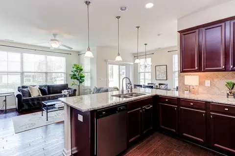 2 Dinara Dr, Durham, NC 27705 photo 8