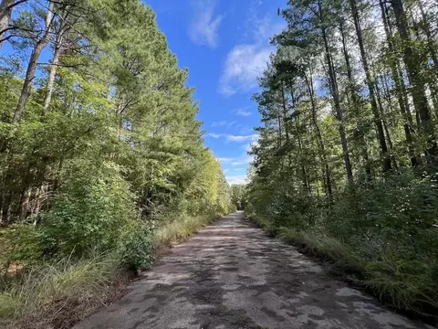 01 Lunbar Ct, Kittrell, NC 27544