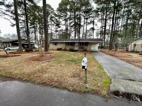 305 Dixie Dr, Selma, NC 27576 photo 1