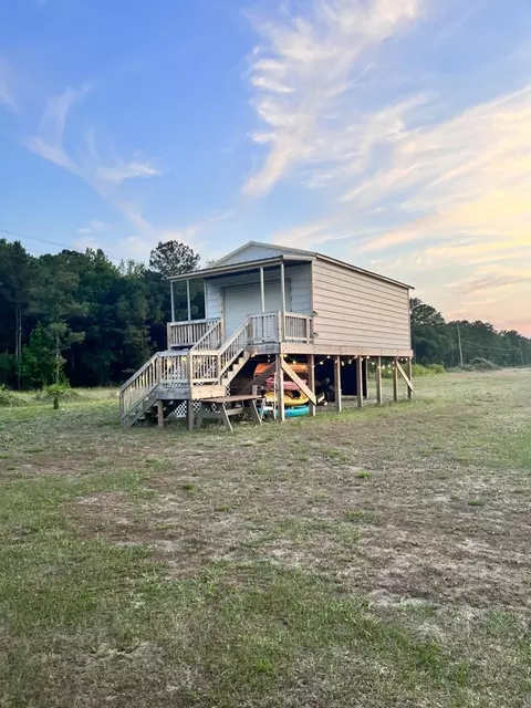 375 Deep Bottom Rd, Wallace, NC 28466 photo 4
