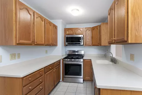 1114 E Oak Dr, Durham, NC 27712 photo 5