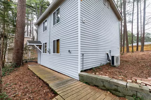 1114 E Oak Dr, Durham, NC 27712 photo 25