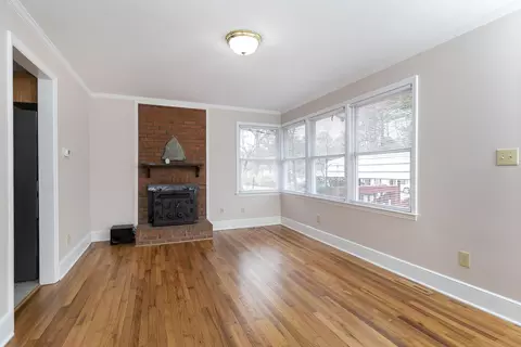 1114 E Oak Dr, Durham, NC 27712 photo 3