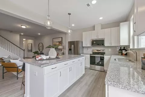 160 Lennei Ln, Garner, NC 27529 photo 3
