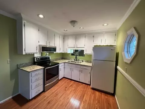 302 Saint St, Dunn, NC 28334 photo 4