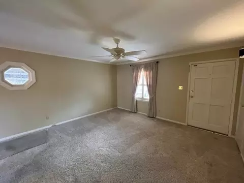 302 Saint St, Dunn, NC 28334 photo 5