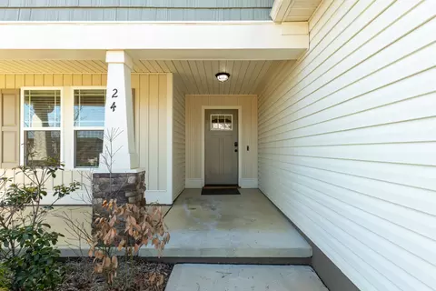 24 Mountain View Dr, Garner, NC 27529 photo 2