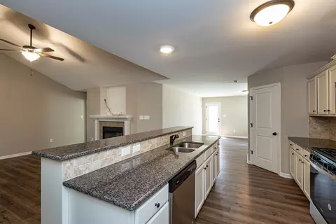 24 Mountain View Dr, Garner, NC 27529 photo 8