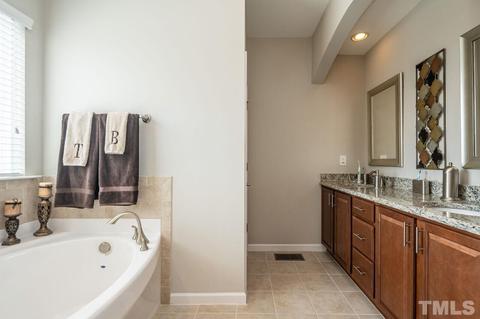 4008 Robious Ct, Cary, NC 27519 photo 20