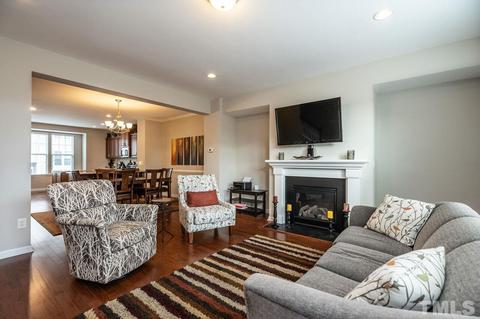 4008 Robious Ct, Cary, NC 27519 photo 7