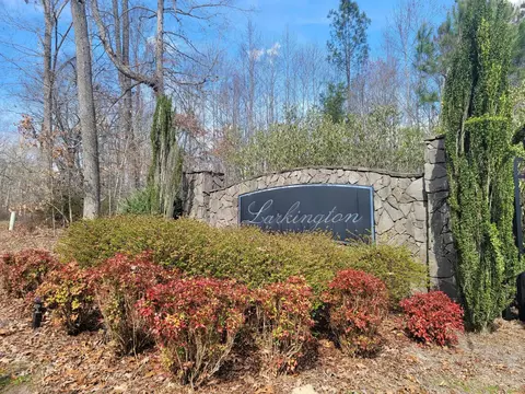 121 Larkington Dr, Siler City, NC 27344