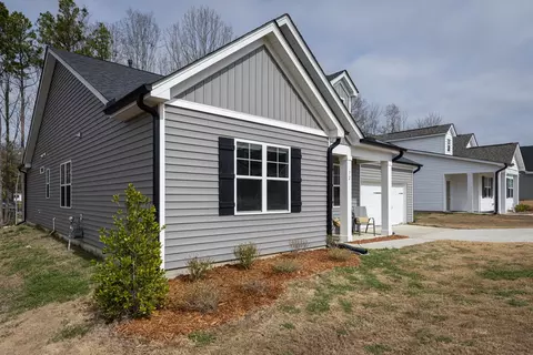 72 Mae Ct, Roxboro, NC 27573 photo 3