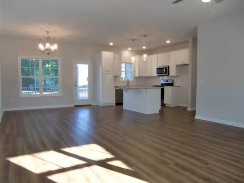 710 Memorial Ave, Dunn, NC 28334 photo 7