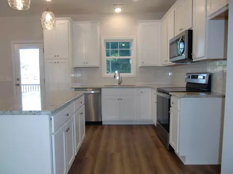 710 Memorial Ave, Dunn, NC 28334 photo 9