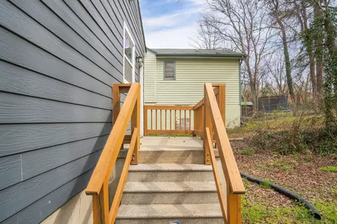 408 Cecil St, Durham, NC 27707 photo 26