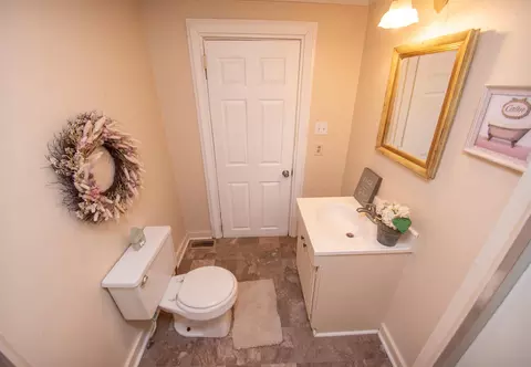 511 W E St, Erwin, NC 28339 photo 24