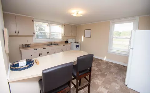 511 W E St, Erwin, NC 28339 photo 13
