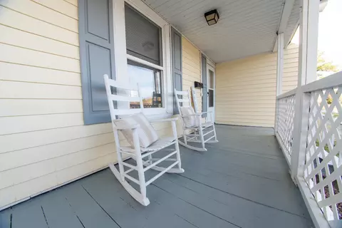 511 W E St, Erwin, NC 28339 photo 8