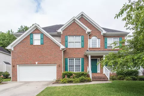 8221 Coosa Ct, Raleigh, NC 27616