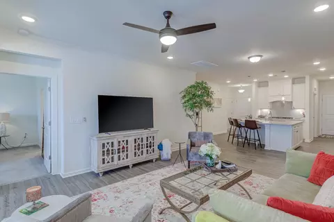 1118 Morrison Dr, Durham, NC 27703 photo 6
