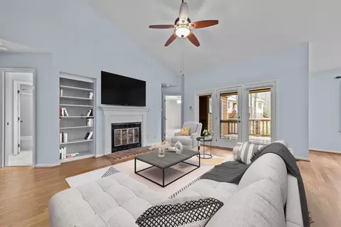 33 Kings Mount Ct, Durham, NC 27713 photo 2