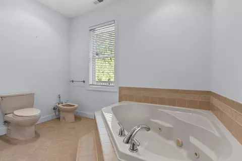 1222 Oak Dr, Durham, NC 27712 photo 24