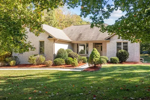 1222 Oak Dr, Durham, NC 27712 photo 1
