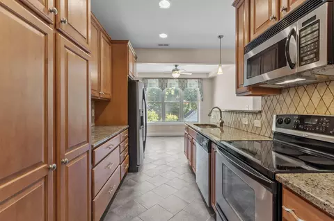 1222 Oak Dr, Durham, NC 27712 photo 16