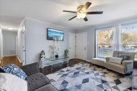 2803 Dublin St, Durham, NC 27704 photo 7