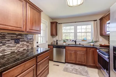 231 N Hoover Rd, Durham, NC 27703 photo 8