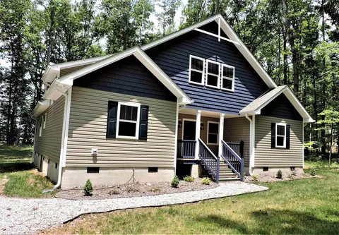 727 Blythe Ct, Cedar Grove, NC 27231