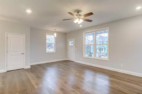 607 Dowd St, Durham, NC 27701 photo 9