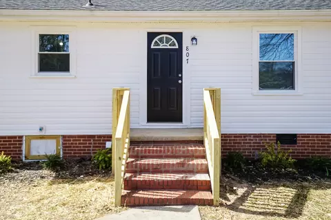807 Brye St, Durham, NC 27703 photo 2