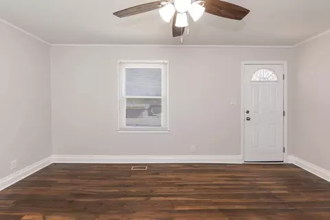 807 Brye St, Durham, NC 27703 photo 3