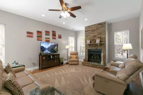 1051 Grace Rd, Benson, NC 27504 photo 12