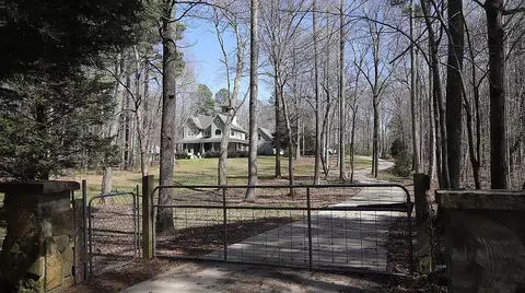 1040 Pebblebrook Dr, Wake Forest, NC 27587 photo 2