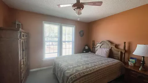 105 Phyllis Dr, Benson, NC 27504 photo 21