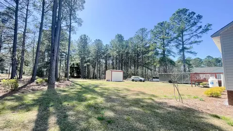 105 Phyllis Dr, Benson, NC 27504 photo 24