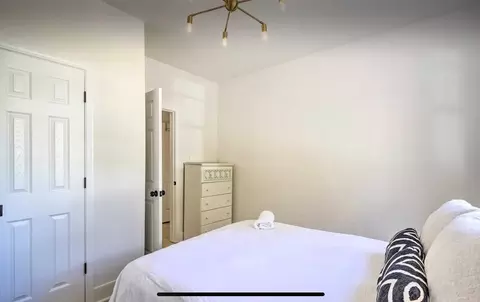 406 E Geer St, Durham, NC 27701 photo 25