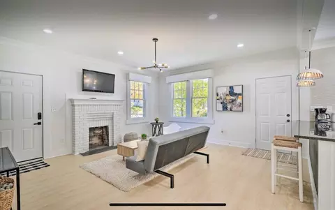 406 E Geer St, Durham, NC 27701 photo 4