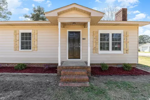 104 E Caroline Ave, Smithfield, NC 27577 photo 1