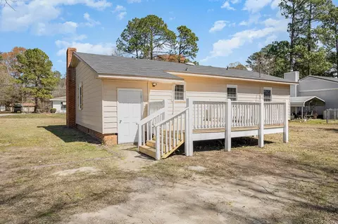 104 E Caroline Ave, Smithfield, NC 27577 photo 7