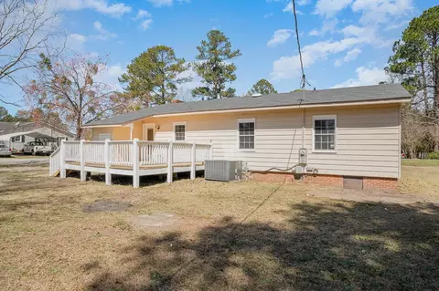 104 E Caroline Ave, Smithfield, NC 27577 photo 9