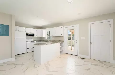 104 E Caroline Ave, Smithfield, NC 27577 photo 12